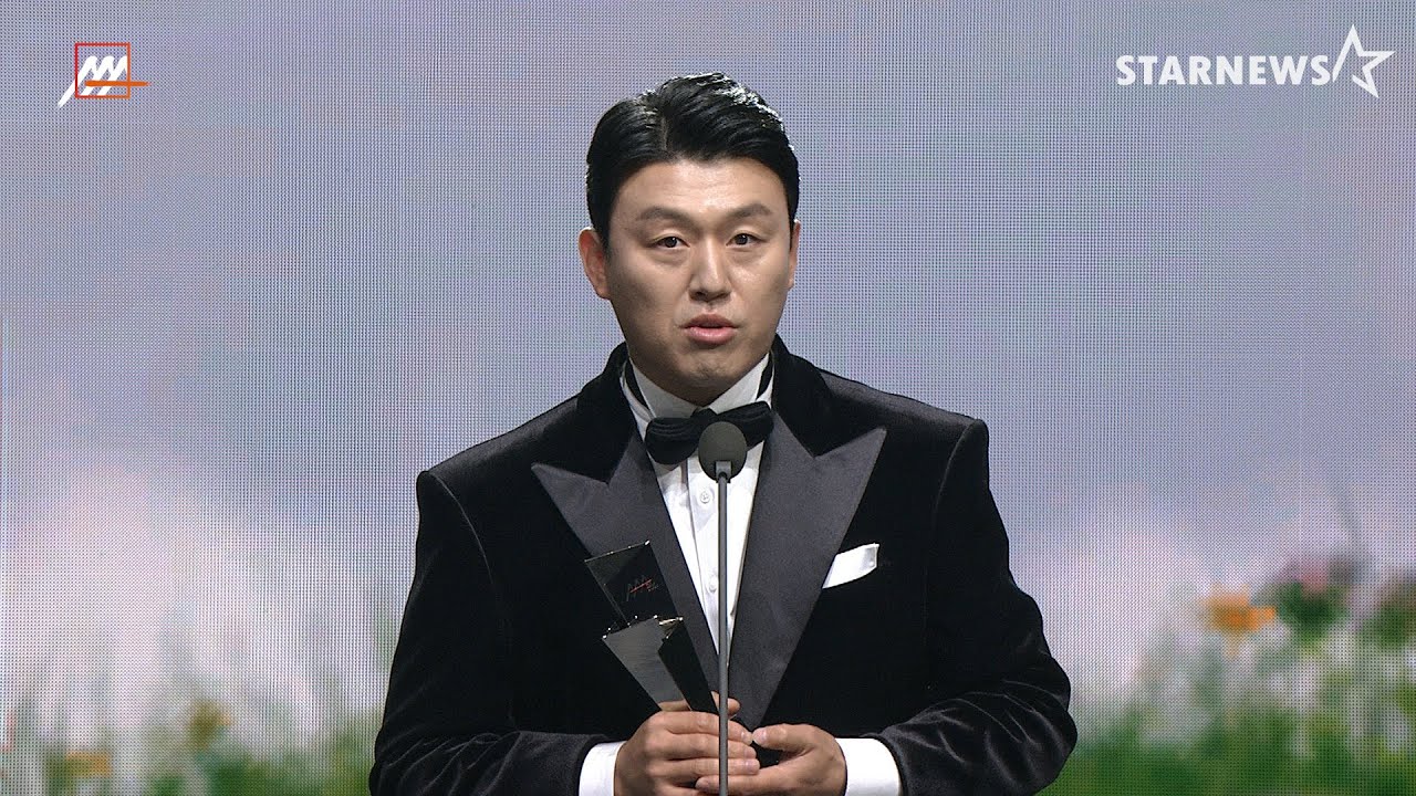 김민재(KIM MIN JAE), AAA 신스틸러상 AAA Scene Stealer Award [2020AAA 수상소감 Acceptance Speech] 미리보기