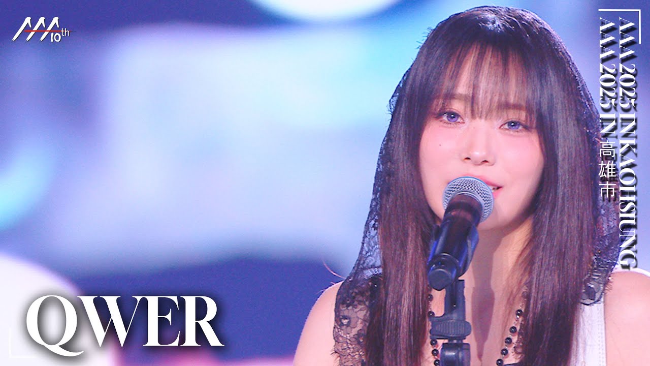 [#AAA2025] QWER -‘INTRO+눈물참기’ Broadcast Stage | Official Video 미리보기