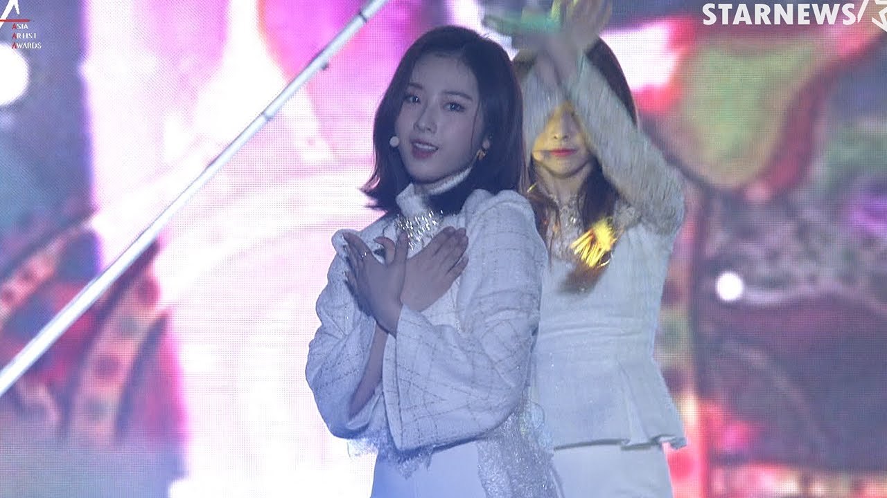 [2019AAA in Vietnam] 이달의소녀(LOONA) - Intro + Butterfly 미리보기