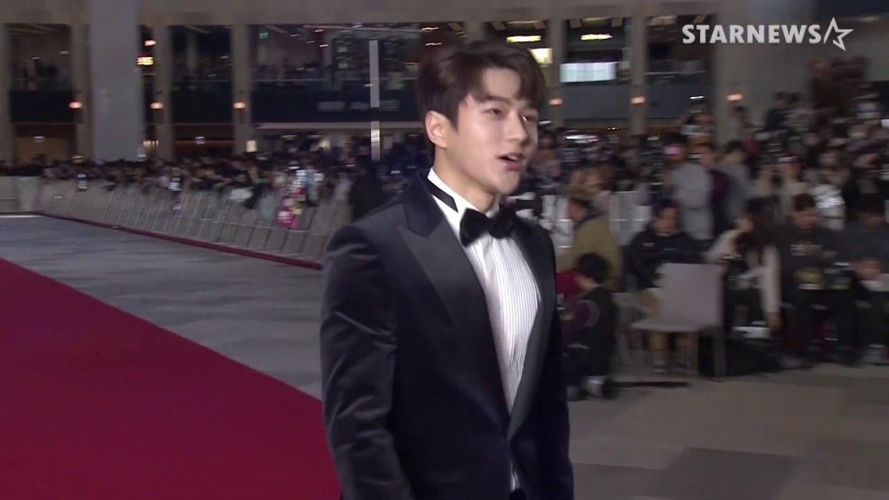 ★ 김명수 (INFINITE) 미공개 수상소감 및 레드카펫 2018AAA ★ 미리보기