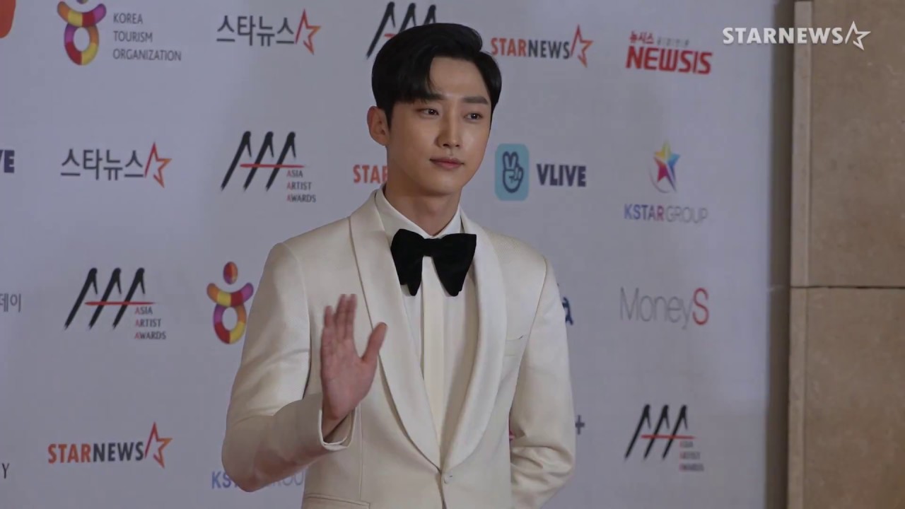 2018 AAA 진영(JINYOUNG) 레드카펫 미리보기