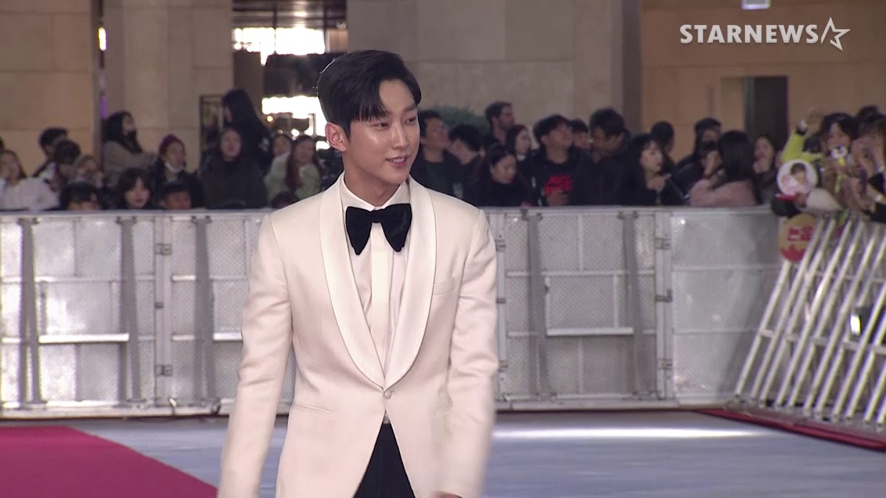 ★ 진영 (JIN YOUNG) 미공개 수상소감 및 레드카펫 2018AAA  (Red Carpet) ★ 미리보기
