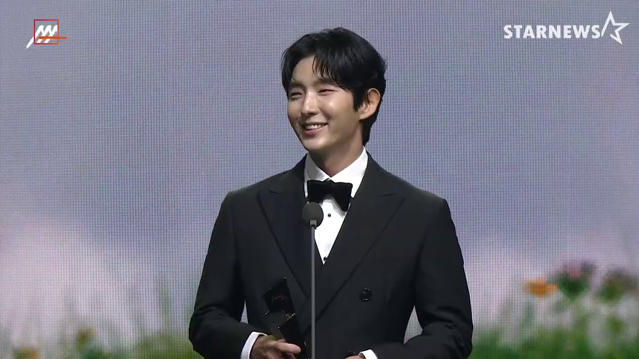'2관왕'  이준기 (LEE JOON GI) AAA 베스트 아티스트 AAA Best Artist Award - 아시아 셀러브리티상 Asia Celebrity Award 수상소감 미리보기